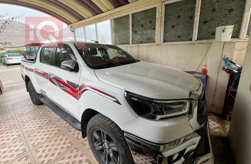 تويوتا هايلوكس